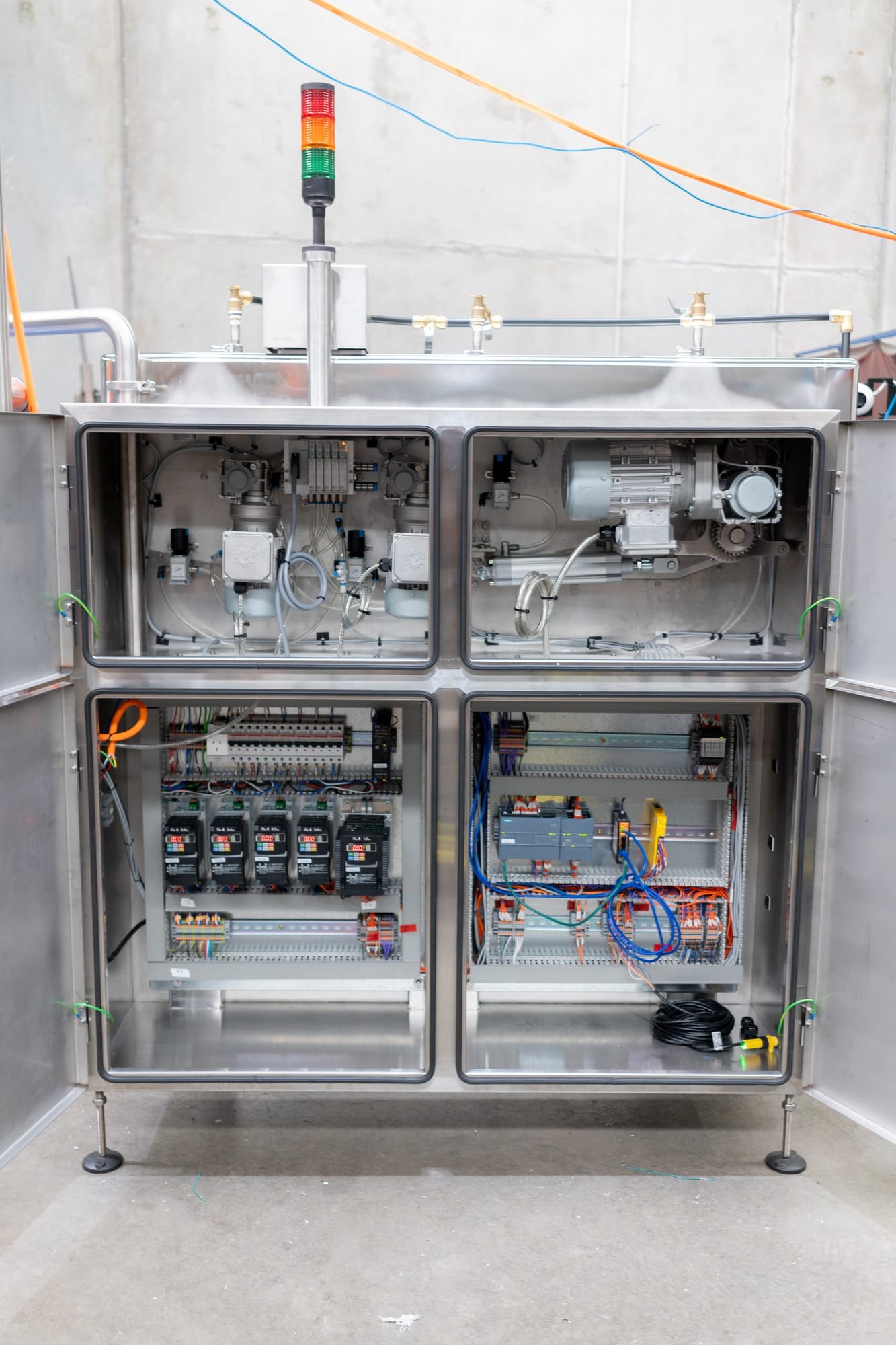 Plasma Debagger electrical cabinet