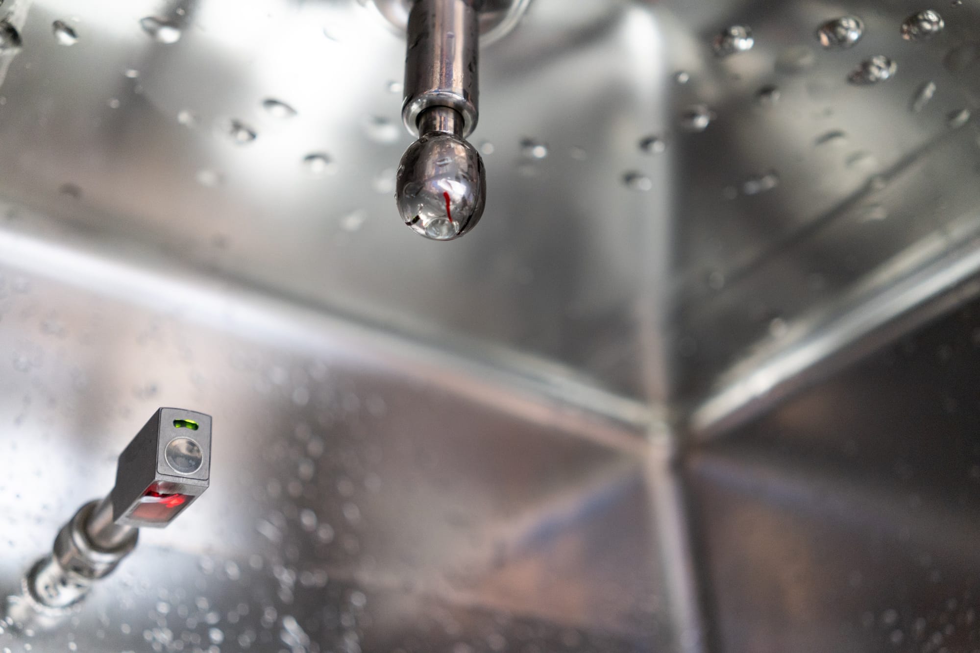 Clean-in-place spray nozzle